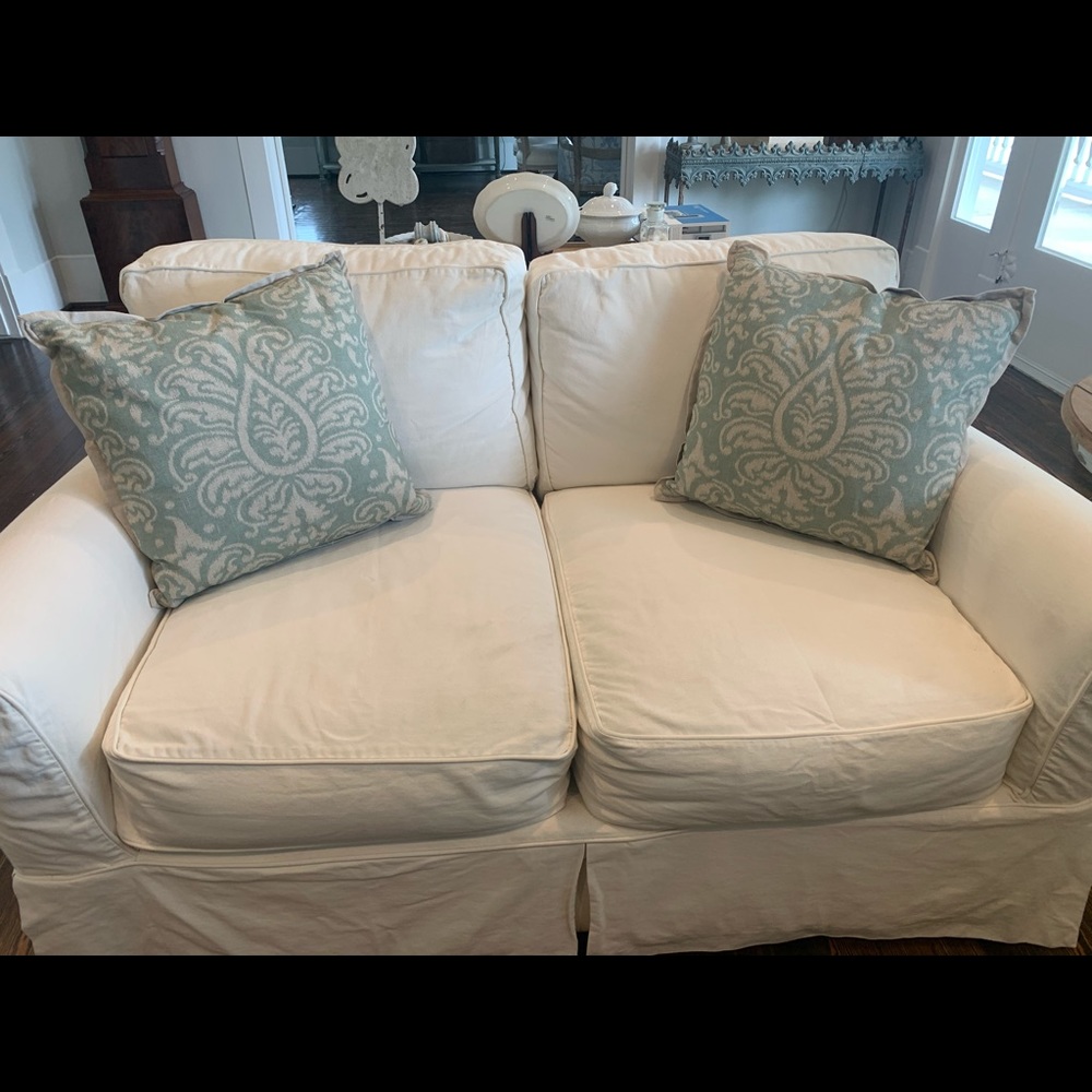 Pair of 20” Ballard Designs Accent Pillows